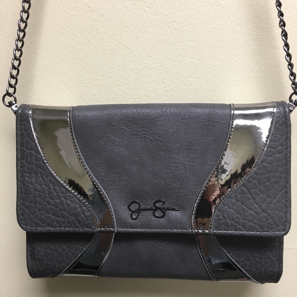 Cross body bag/shoulder bag.